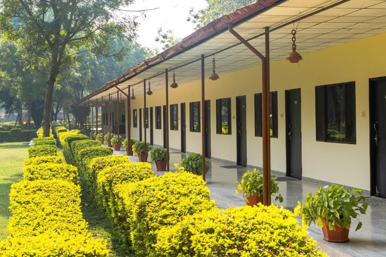 Narmada Hills Resort Omkareshwar Exterior photo
